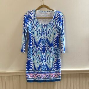 Lilly Pulitzer pineapple blue 3/4 length sleeve dress. EUC Size XS.